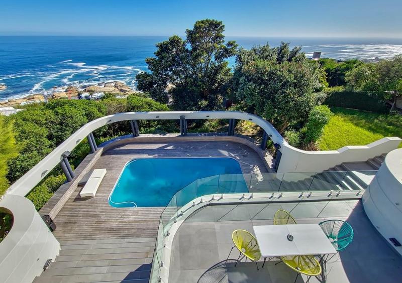 7 Bedroom Property for Sale in Llandudno Western Cape